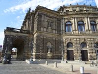 Sockel Sanierung Semperoper Dresden Fertigstellung
